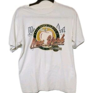 VINTAGE 90s New York White Tee Shirt Skyline Twin Towers Big Apple Travel Sm?